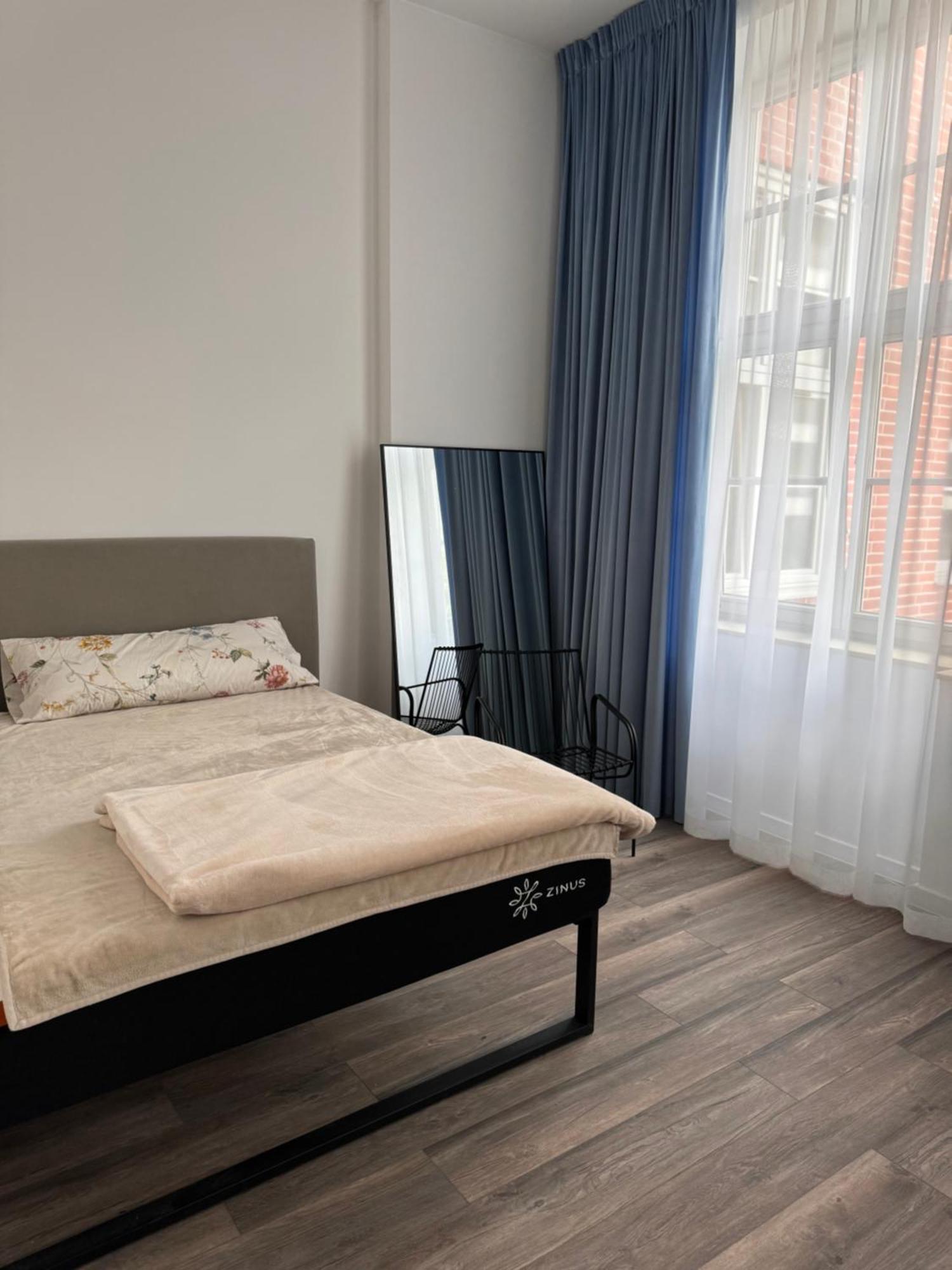 Apartament Blekitny Apartment วรอตซวาฟ ภายนอก รูปภาพ
